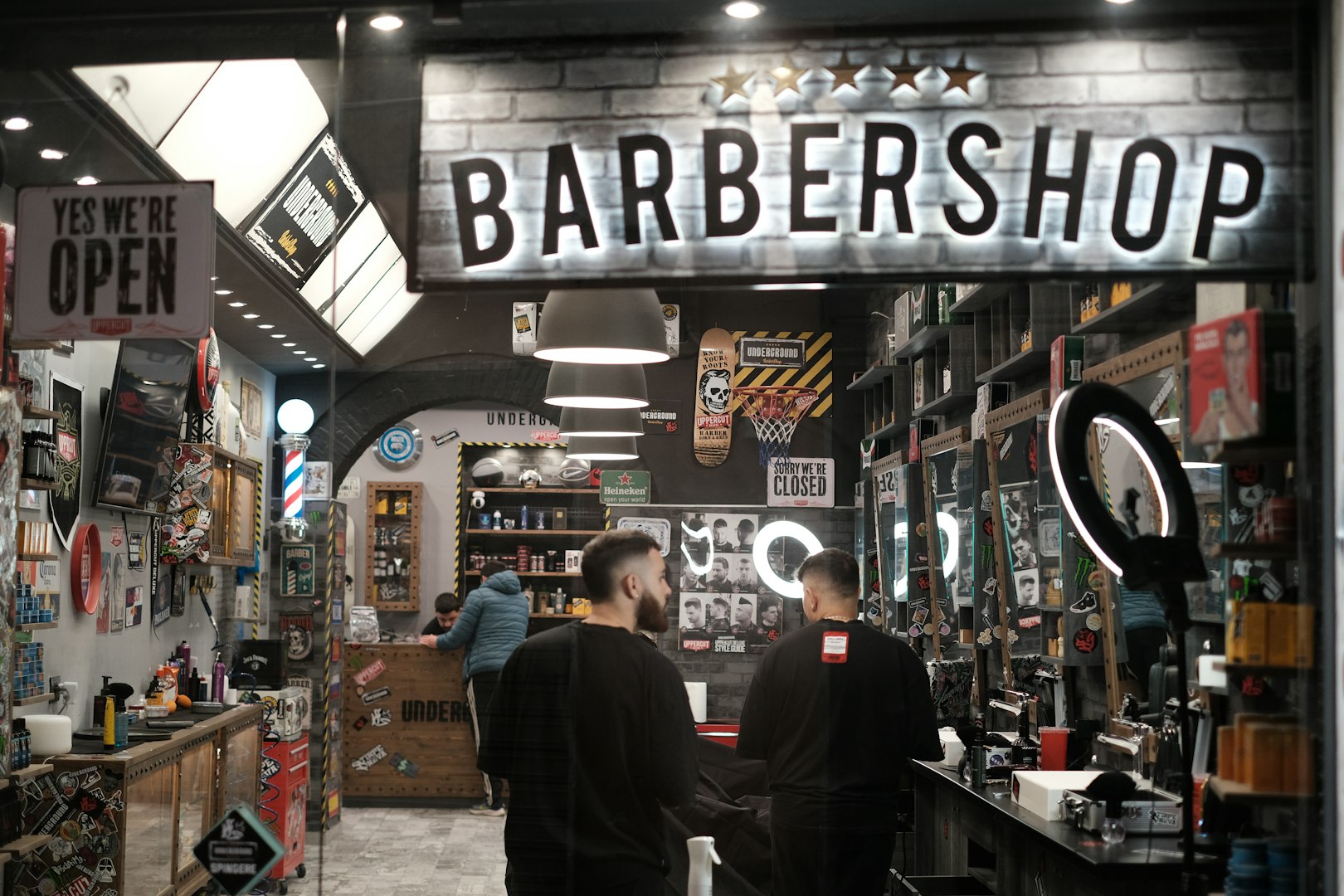 Why Barber Apps Help Barbers Win More Clients